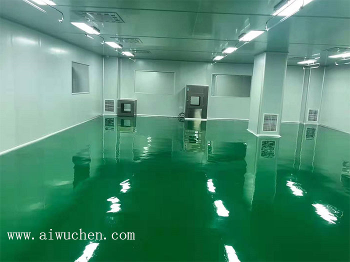 傳遞窗應(yīng)設(shè)置在潔凈車間潔凈度要求較高的區(qū)域與相對(duì)較低的區(qū)域之間，以減少交叉污染的風(fēng)險(xiǎn)。