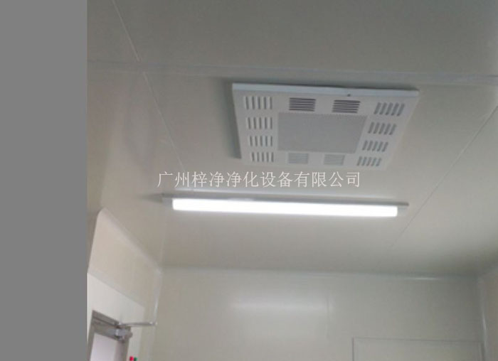 高效送風(fēng)口的尺寸效率要求，必須符合潔凈車間現(xiàn)場(chǎng)設(shè)計(jì)要求和客戶應(yīng)用標(biāo)準(zhǔn)。