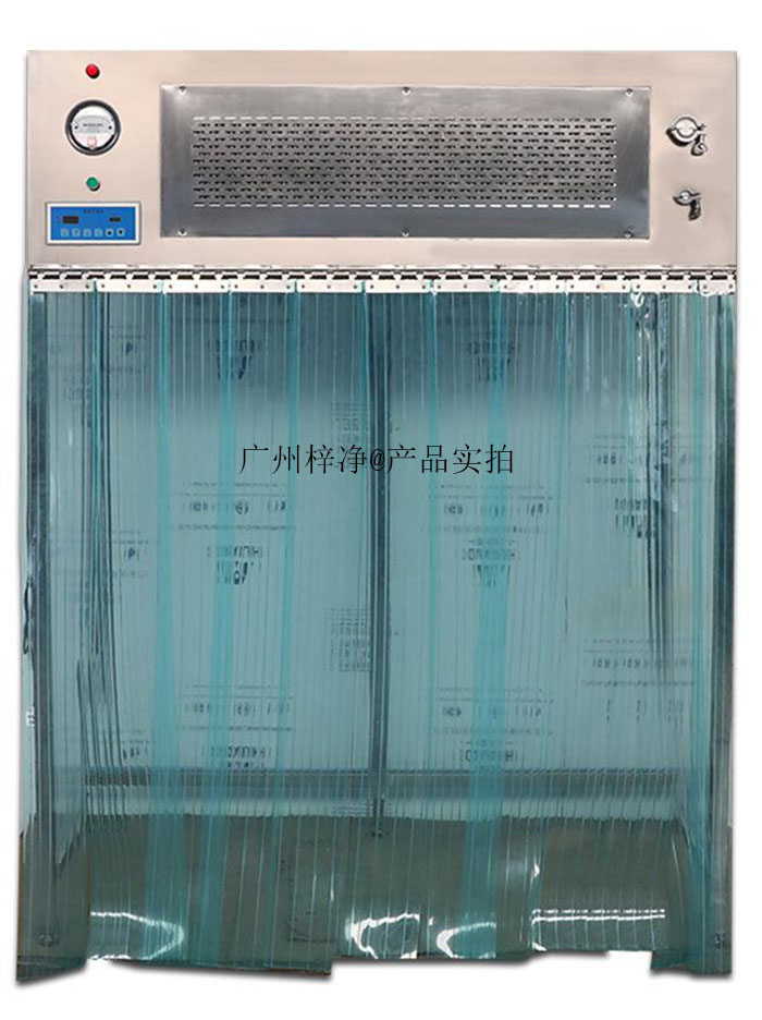 層流罩在潔凈室的建設(shè)和維護中，層流罩是必不可少的。